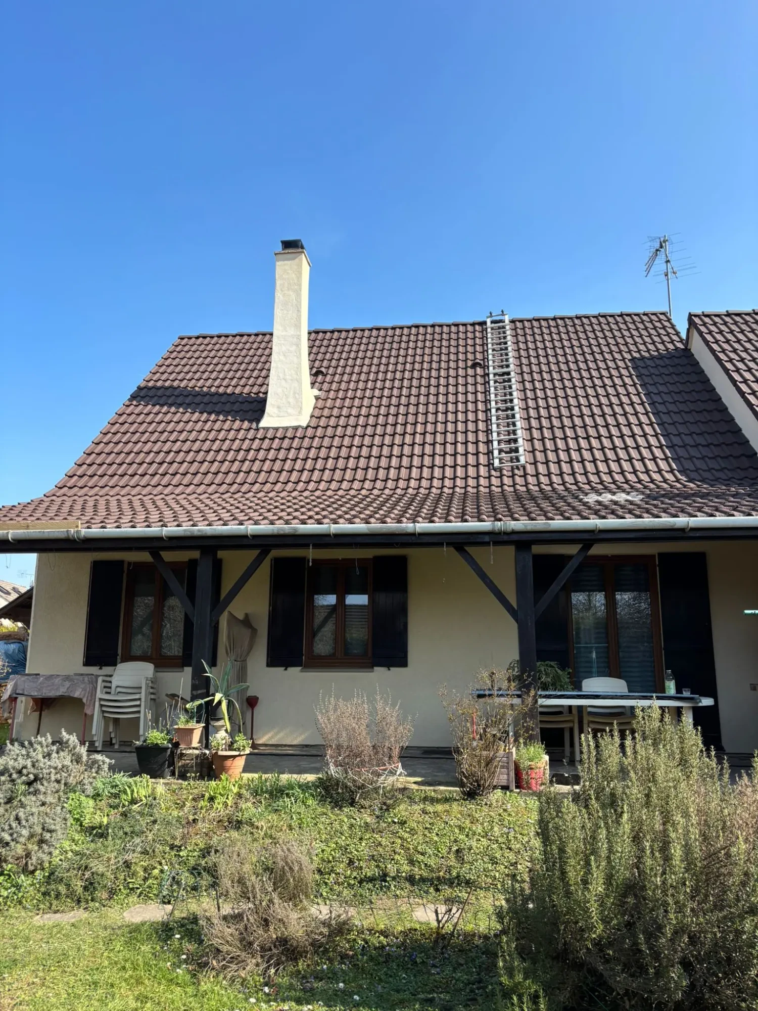 services couvreur avon pour rénovation de toiture, nettoyage, ravalement de façade et zinguerie réalisés avec sérieux en Île-de-France